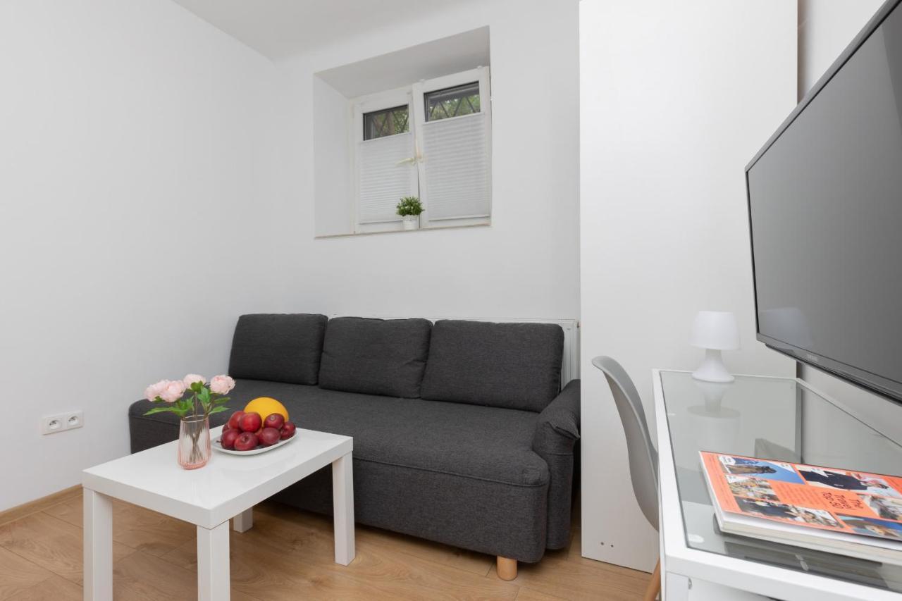Micro Apartment Near Fort Mokotow By Noclegi Renters Warszawa Eksteriør billede