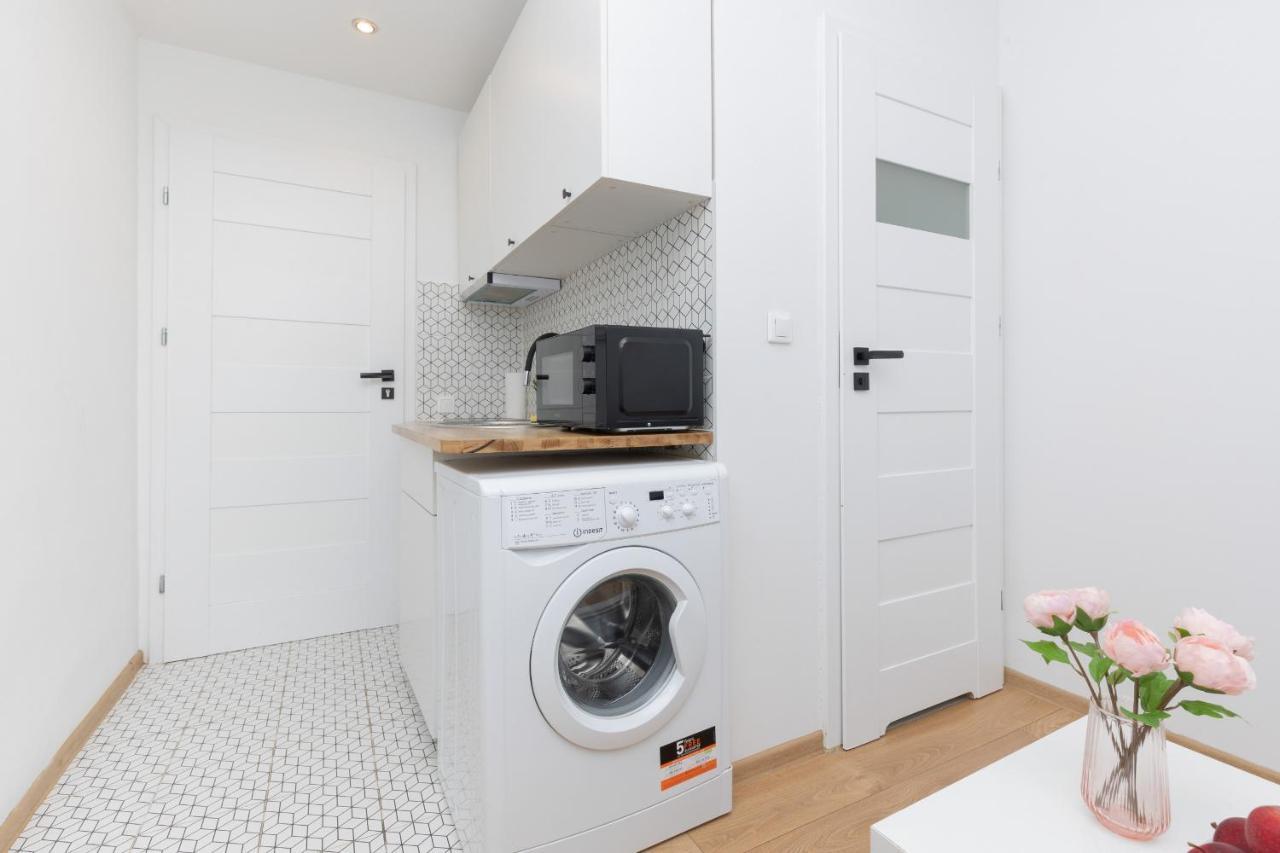 Micro Apartment Near Fort Mokotow By Noclegi Renters Warszawa Eksteriør billede