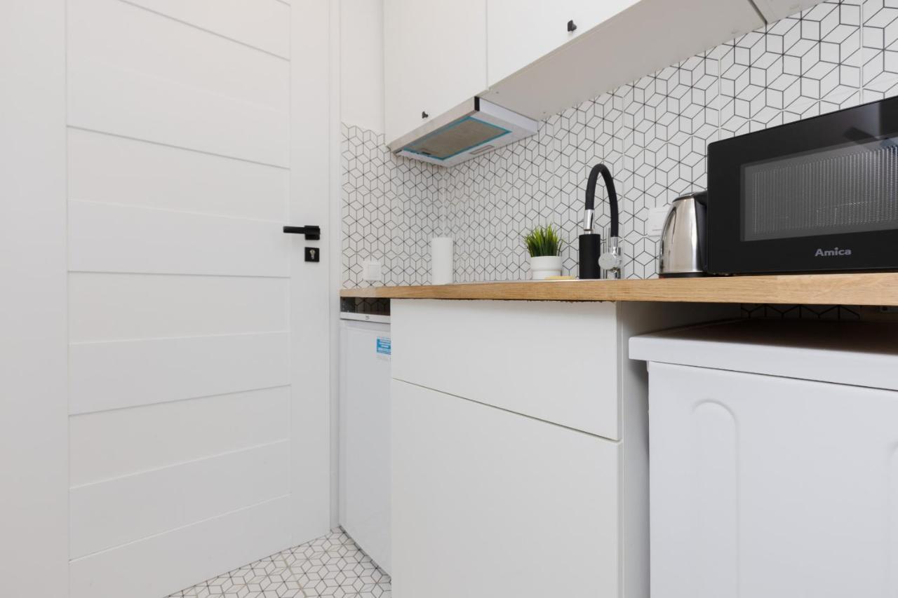 Micro Apartment Near Fort Mokotow By Noclegi Renters Warszawa Eksteriør billede
